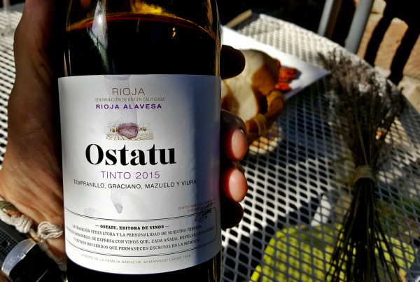 samaniego-botella-ostatu