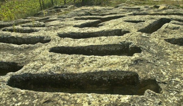 Necropolis paisaje de Rioja Alavesa desde la Historia