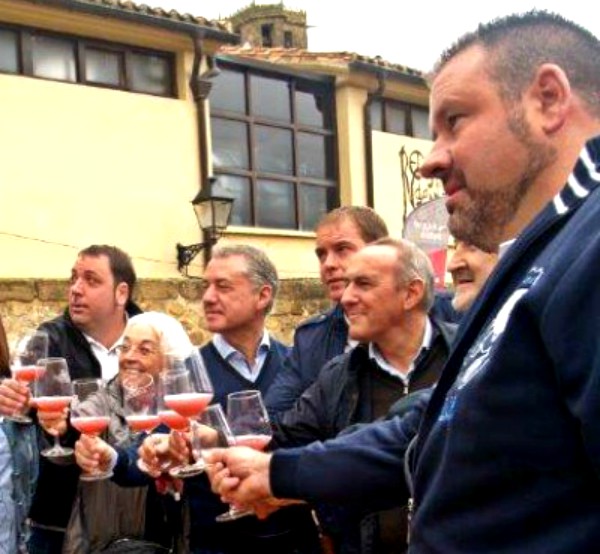 Los viejos viticultores marcaron la estela a seguir en Rioja Alavesa Los viejos viticultores marcaron la estela a seguir en Rioja Alavesa