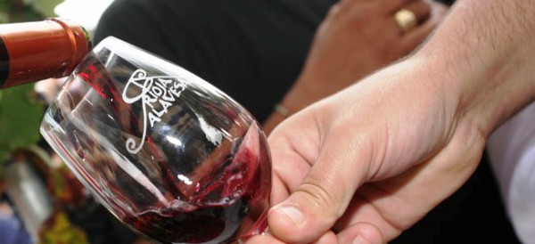 este vino lo hacemos con el corazón