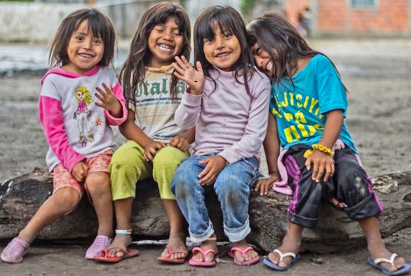 ninas-ecuador