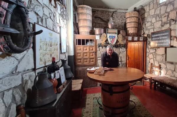 Bodegas Pavoni