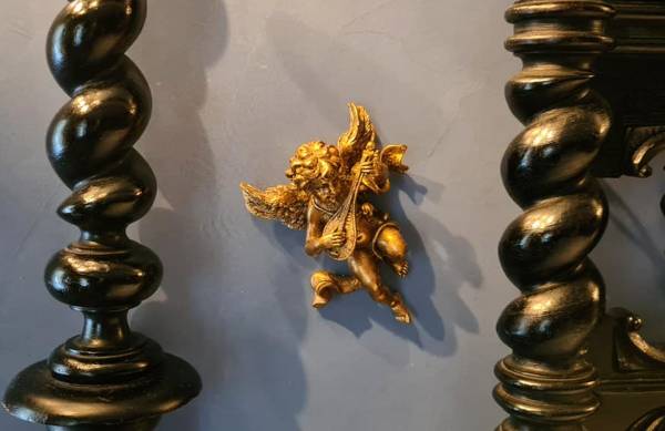 Detalle-Angel
