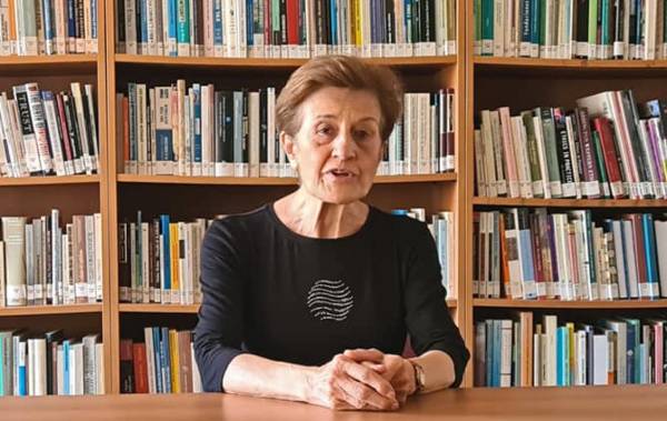 Adela Cortina