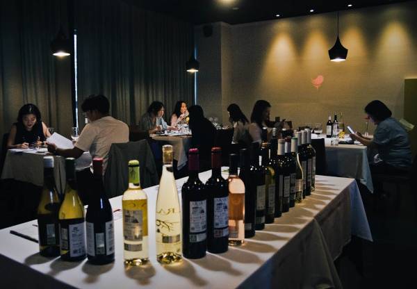 VINOS-comensales