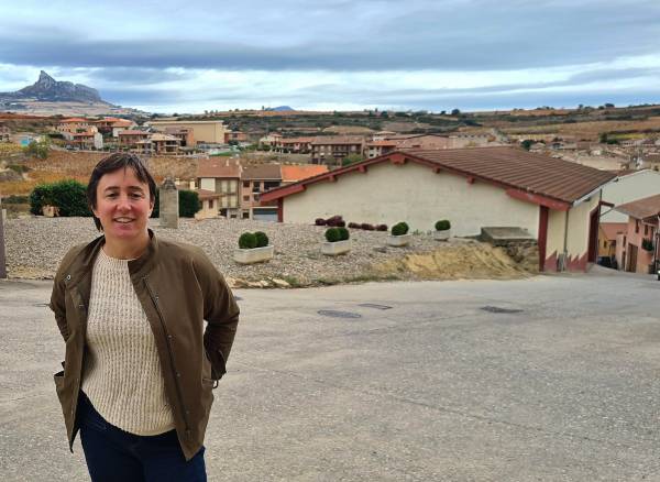 Itxaso Compañon presenta la nueva DO "Viñedos de álava"