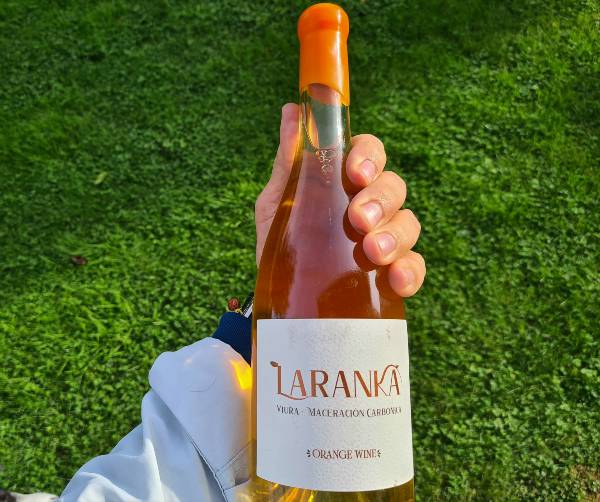 Laranka, vino naranja