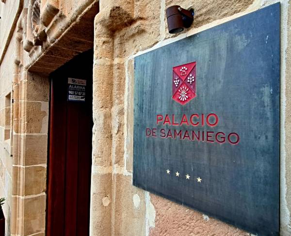 Entrevista a Javier Vega Hernando, director del Palacio de Samaniego 
